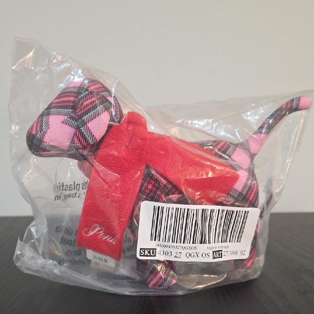 PINK Victoria’s Secret Plush Dog – Plaid – Collectible – Limited Edition - Picture 2 of 3